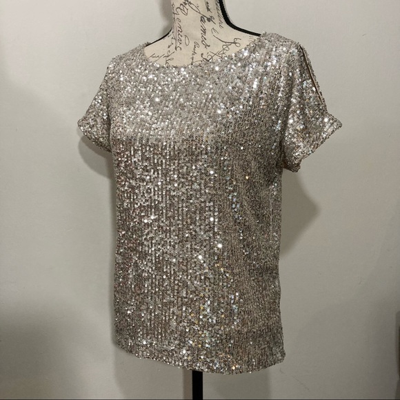 Cable & Gauge Tops - Cable & Gauge Full Sequin Cold Shoulder Top NWT